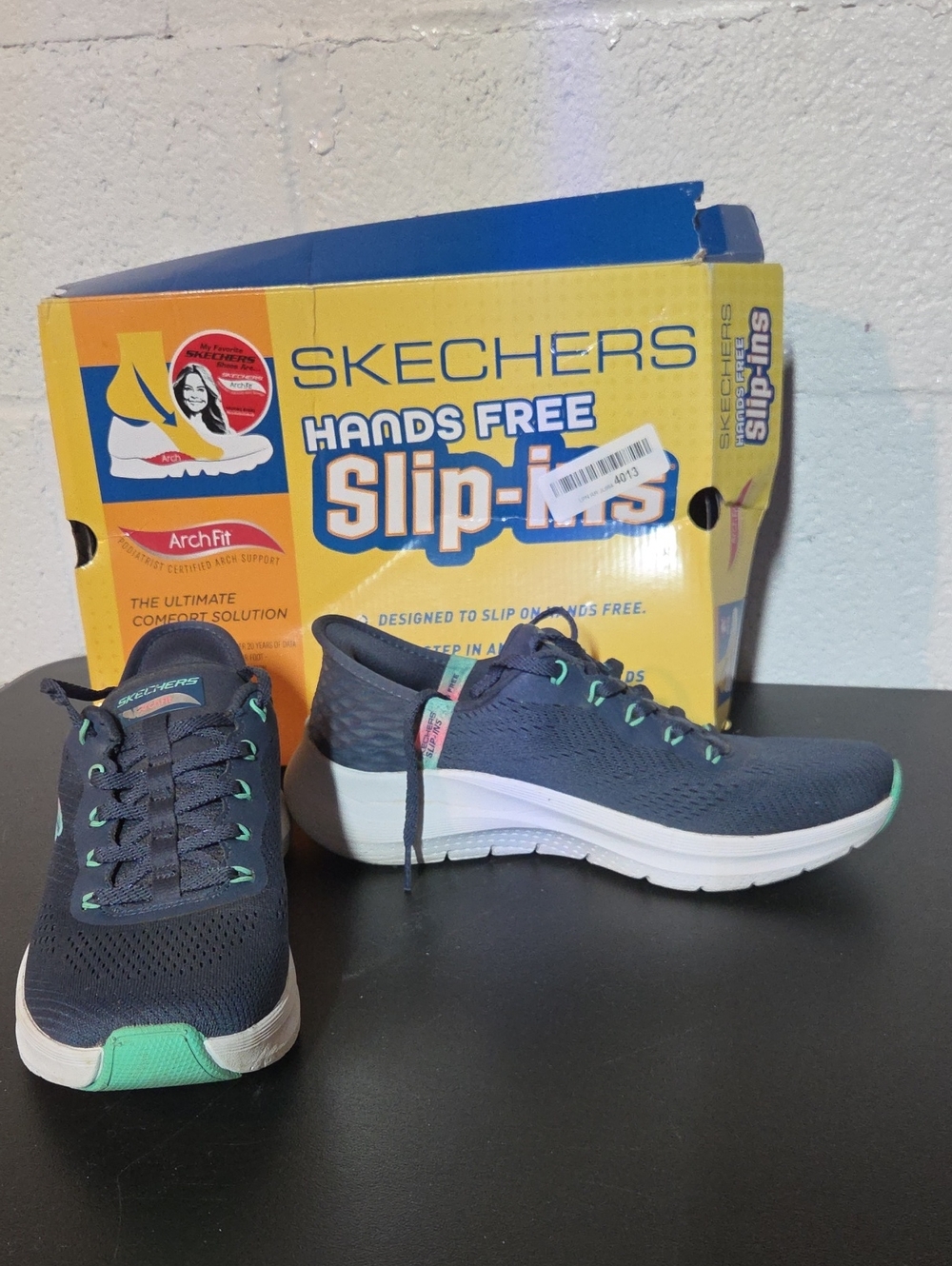 Skechers Womens Navy and Mint Slip-On Tie Athletic Sneakers